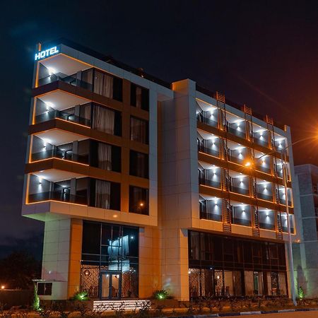 Cozy Loft Hotel Batumi Luaran gambar